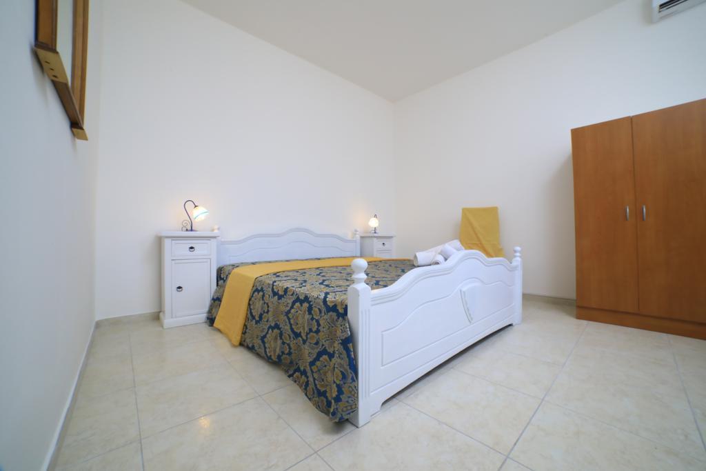 Meraviglie Del Salento Porto Cesareo Bagian luar foto