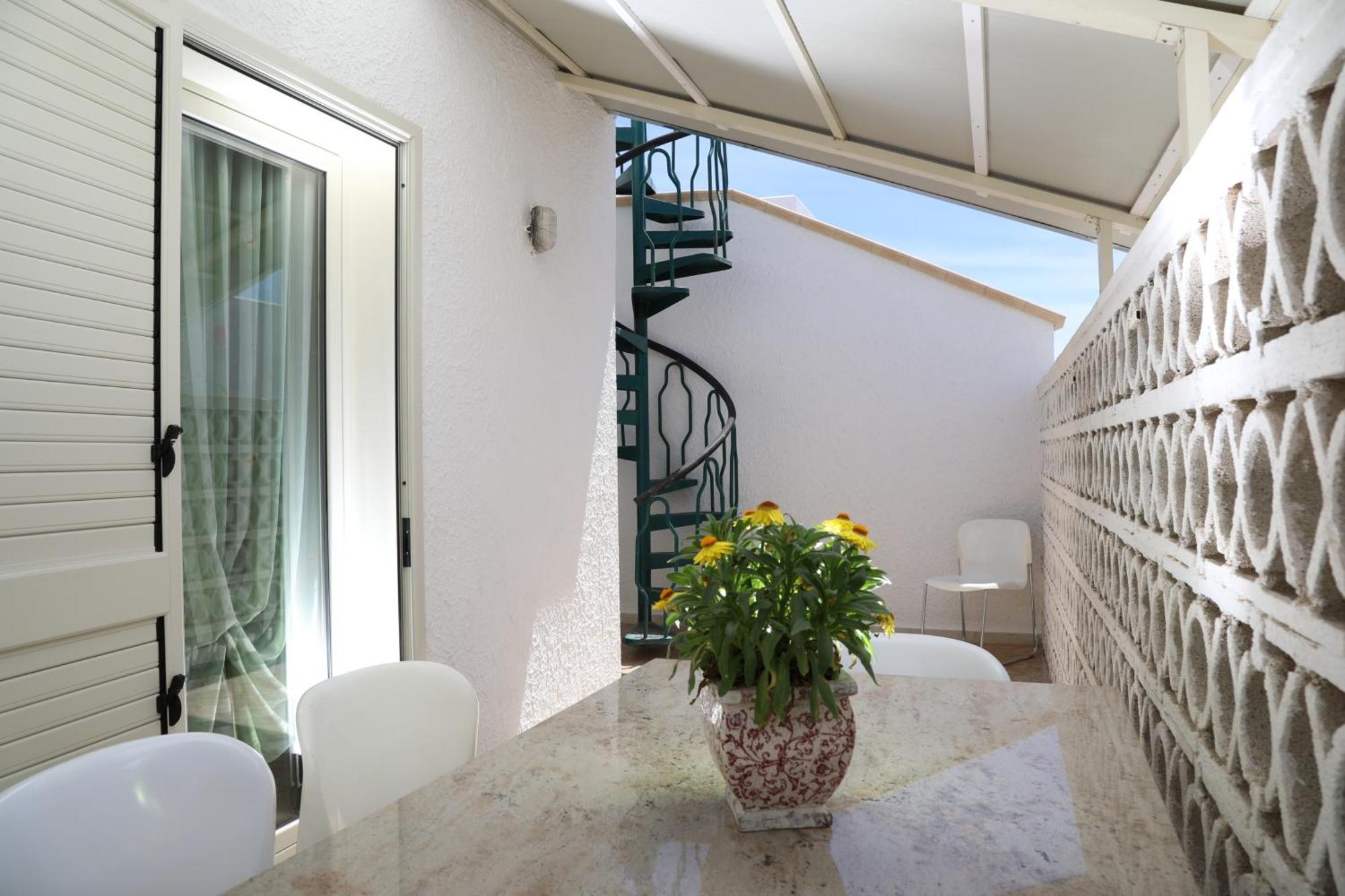 Meraviglie Del Salento Porto Cesareo Bagian luar foto