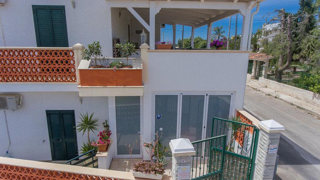 Meraviglie Del Salento Porto Cesareo Bagian luar foto