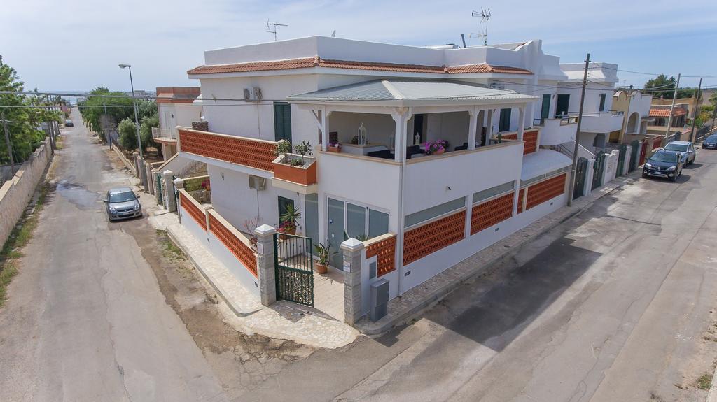 Meraviglie Del Salento Porto Cesareo Bagian luar foto